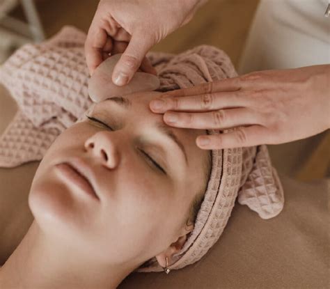 begging facial|What To Expect from Your First Facial .